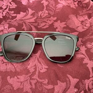 Quay sweet dreams sunglasses great condition